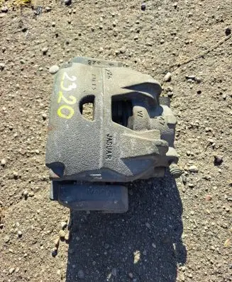 Jaguar XJ X350 Front brake caliper