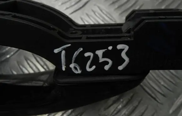Ford Focus Loading door exterior handle BM51A224A37DG T6253