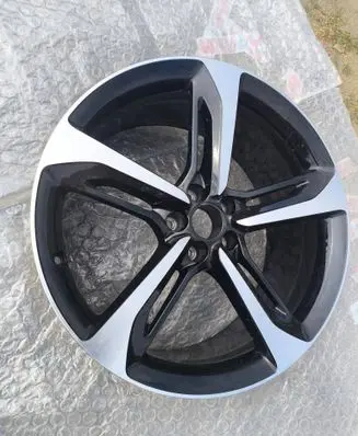 Audi A7 S7 4G R21 alloy rim 4G8801025