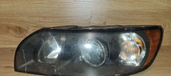 Volvo V50 Headlight/headlamp