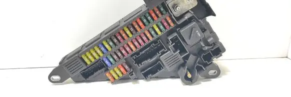 BMW 5 E60 E61 Fuse module 6906618 518956040