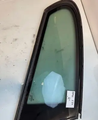 BMW 1 F20 F21 Rear vent window glass 32332
