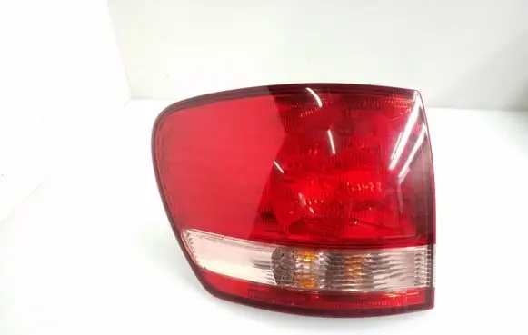 Toyota Avensis Verso Rear/tail lights