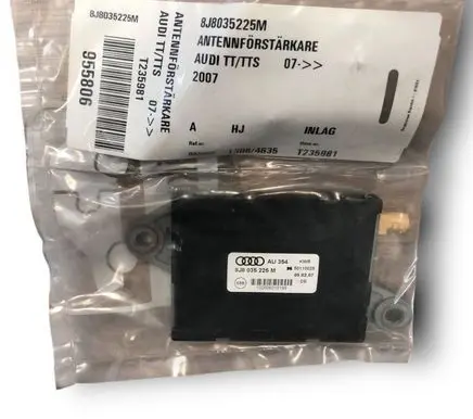 Audi TT TTS Mk2 Aerial antenna amplifier 8J8035225M