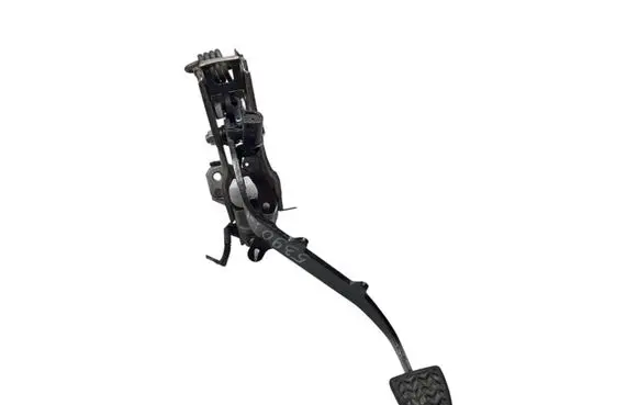Toyota Corolla E120 E130 Brake pedal 3132152010