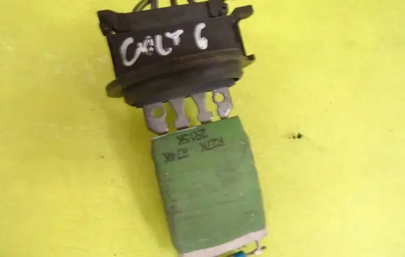 Mitsubishi Colt Heater blower motor/fan resistor R27KR74K