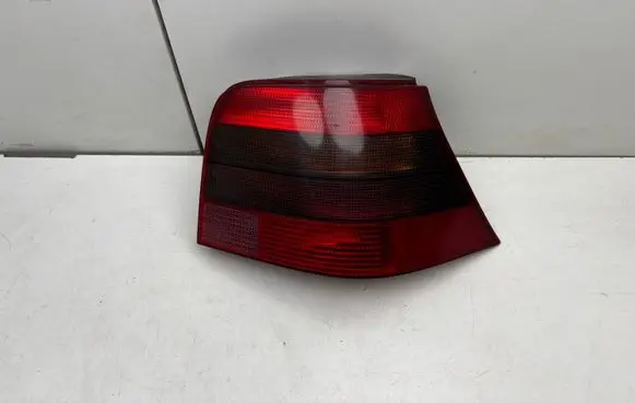 Volkswagen Golf IV Rear/tail lights 1J6945112T