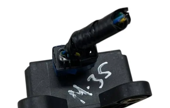 Mazda 3 II ESP acceleration yaw rate sensor 10170106483 09W514 GW79M17A5Q