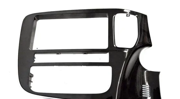Tailgate/trunk/boot hinge