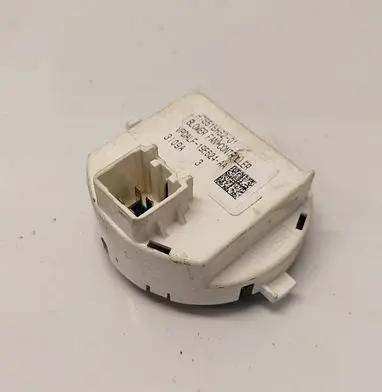 Mazda 3 I Heater blower motor/fan resistor H7651GHP901