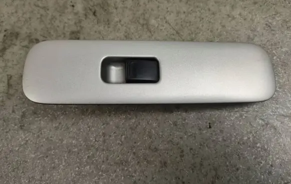Suzuki Liana Electric window control switch