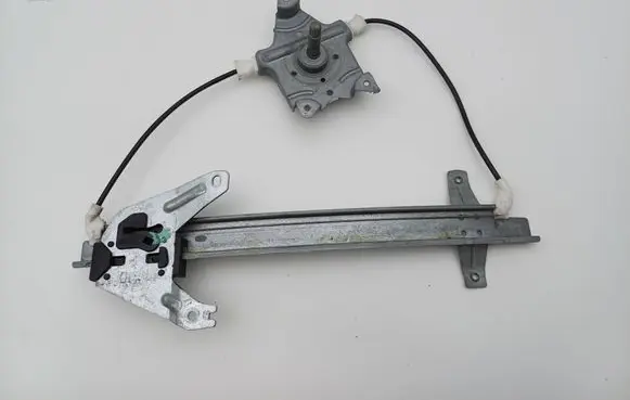 Nissan Almera N16 Rear door manual window regulator 112443