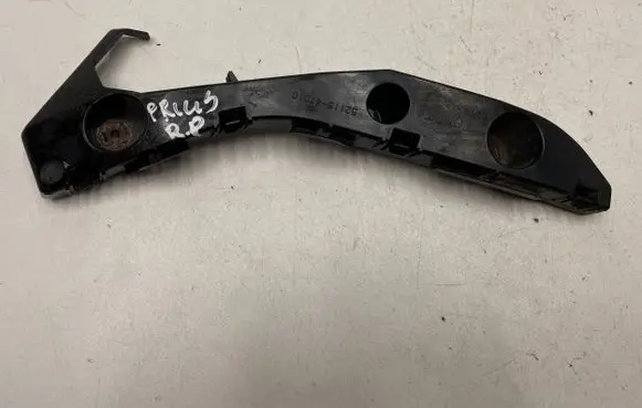 Front bumper mounting bracket