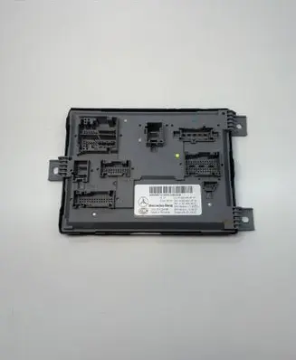 Mercedes-Benz C W205 Central body control module A2059005747 5DK01433486