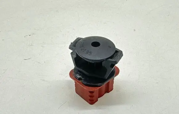 Mercedes-Benz B W246 W242 Radiator mount bracket A0009912195