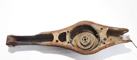 Volkswagen Jetta V Rear upper control arm/wishbone