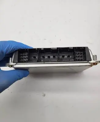 Audi A6 S6 C6 4F Engine control unit/module 4B0907401E 0281001833