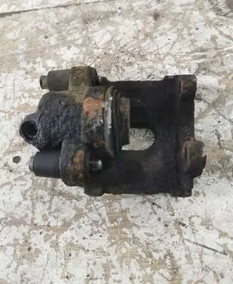 BMW 3 E46 Rear brake cylinder 