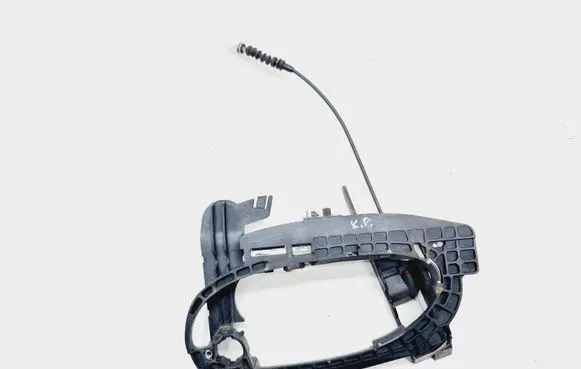 BMW 7 E65 E66 Front door exterior handle/bracket 7013701