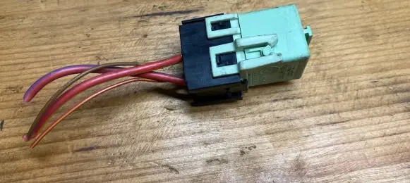 BMW 7 E65 E66 Other relay 61368373700