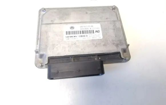 Volkswagen Touareg I Gearbox control unit/module 0AD927755AB