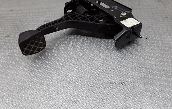 Clutch pedal