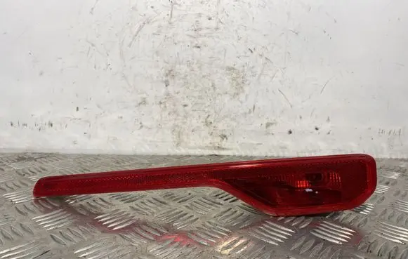 Volvo XC40 Rear bumper light 32228783 A05364