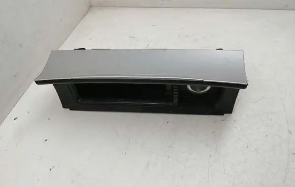 Volkswagen PASSAT CC Ashtray (front) 3C0863284 3C0857961 318220100