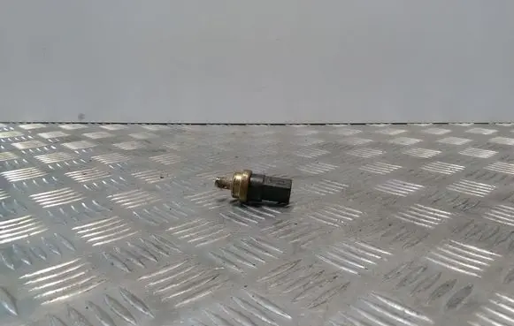 Coolant temperature sensor