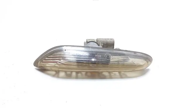 BMW 1 E81 E87 Front fender indicator light 6932997
