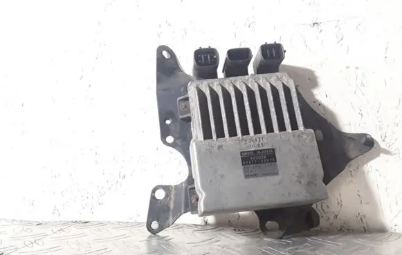 Lexus IS 220D-250-350 Fuel injection control unit/module 8987120070
