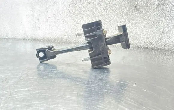 Opel Astra H Rear door check strap stopper 13107851