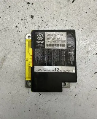 Volkswagen PASSAT B6 Airbag control unit/module 3C0909605J