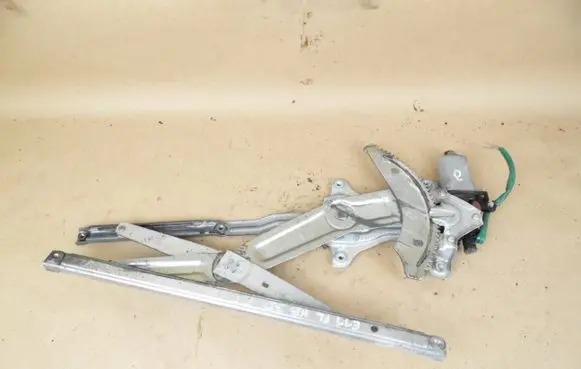 Toyota Corolla E110 Front door electric window regulator 8571012220 0621008990