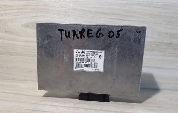 Volkswagen Touareg I Bluetooth control unit module 7L6035729F 00401033A3