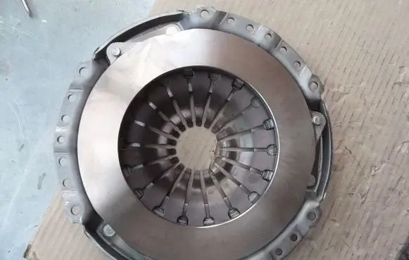Volvo C30 Pressure plate 3082634902