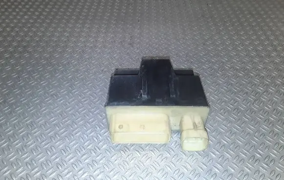 Citroen C5 Coolant fan relay 9652021180