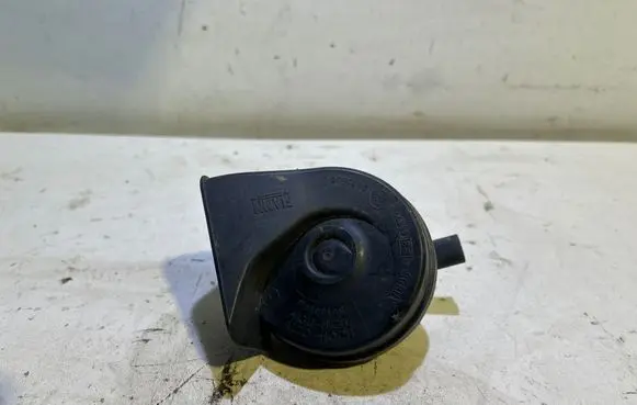 BMW 3 E92 E93 Horn signal 7159420 1135H22