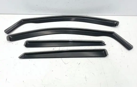 Hyundai ix35 Front door wind deflector 
