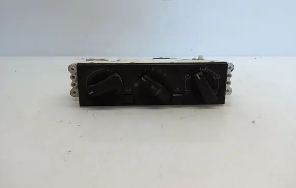 Mitsubishi Space Star Climate control unit MR262492