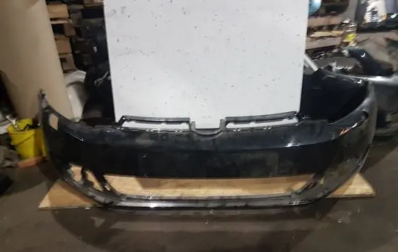Volkswagen Golf VII Front bumper