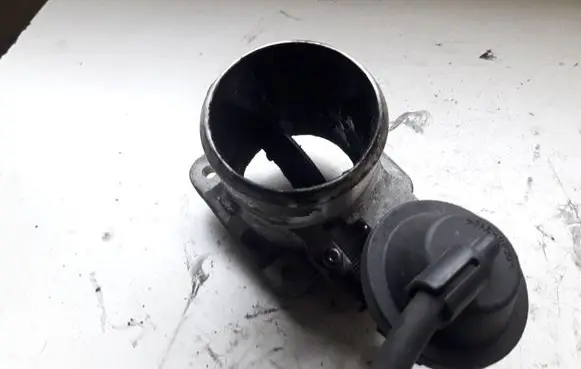 KIA Carnival Engine shut-off valve 351004X