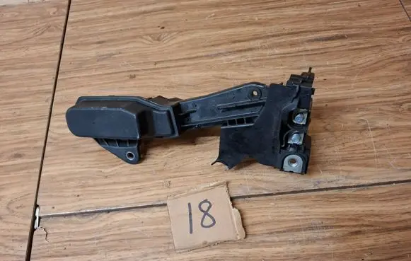 BMW 3 G20 G21 Current control relay 6842524