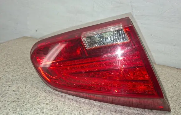 KIA Ceed Tailgate rear/tail lights 92403A20 15533