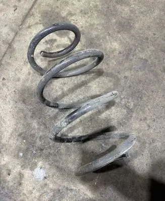 Mitsubishi Outlander Front coil spring 