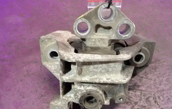 Fiat Bravo Engine mount vacuum valve