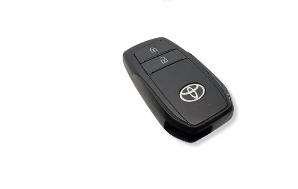 Toyota Yaris XP210 Ignition key/card 