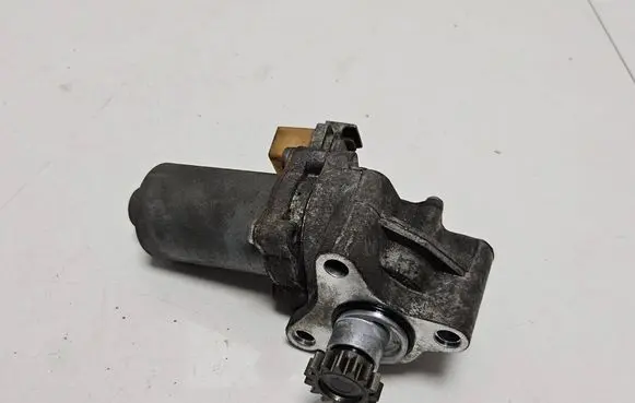BMW 5 E60 E61 Gearbox-reducer motor 7537077 13774410 8514220222