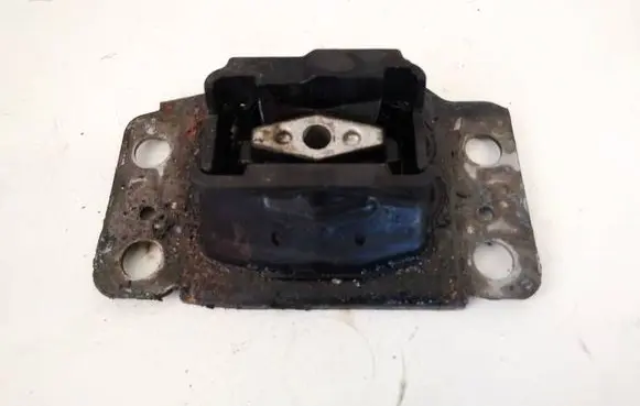 Ford Mondeo MK IV Engine mount bracket 6g917m212bc 6g91-7m212-bc