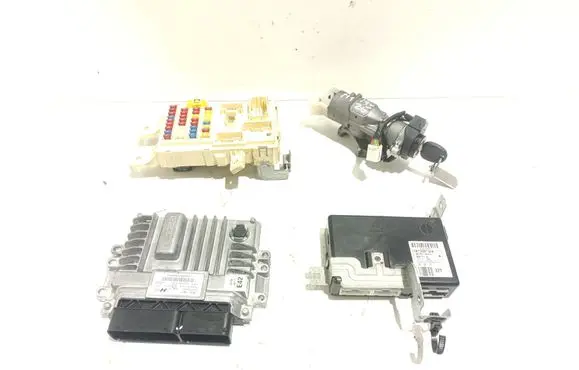 Hyundai H-1, Starex, Satellite Engine ECU kit and lock set 2842069704 391014A111 28420697